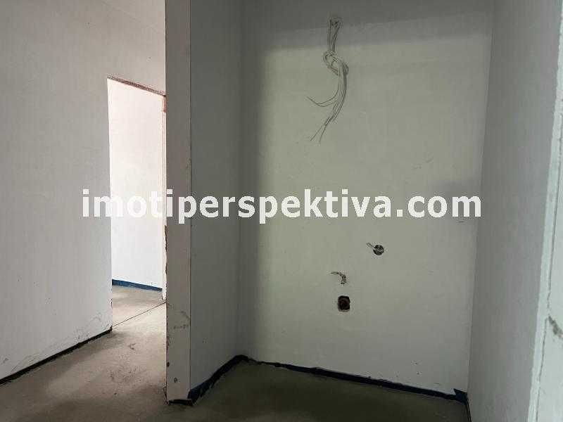 Продава се Тристаен апартамент в Пловдив, Христо Смирненски - 104 кв.м за 1183 €/кв.м - Снимка #7