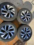 Vand jante volkswagen tiguan 3  R17 cu anvelope 215 65 17