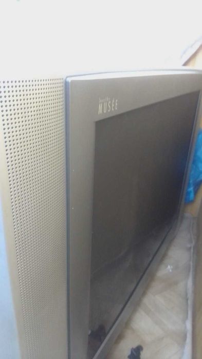 отдам телевизор JVC (старый ТВ) на запчасти, детали