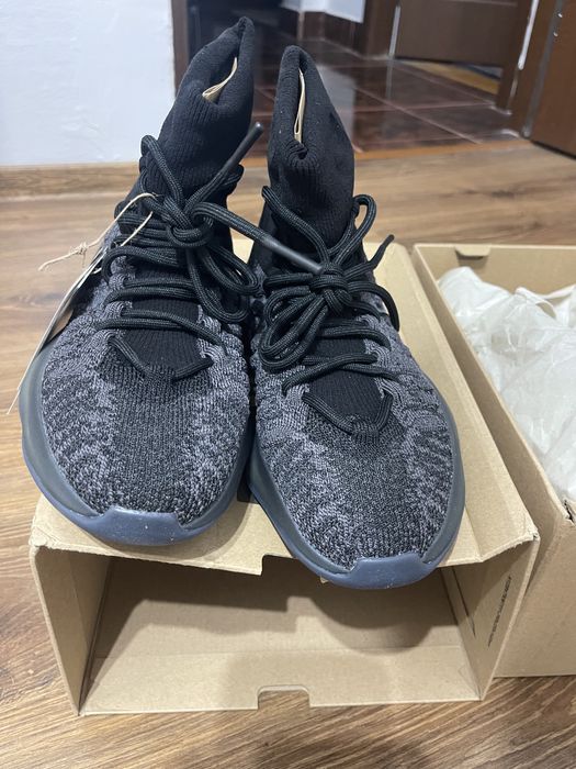 Adidas Yezzy BSKTBL KNIT