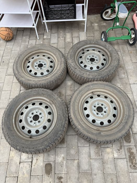 Штампы R14 с зимней резиной