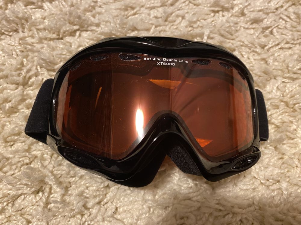 два чифта очила за ски