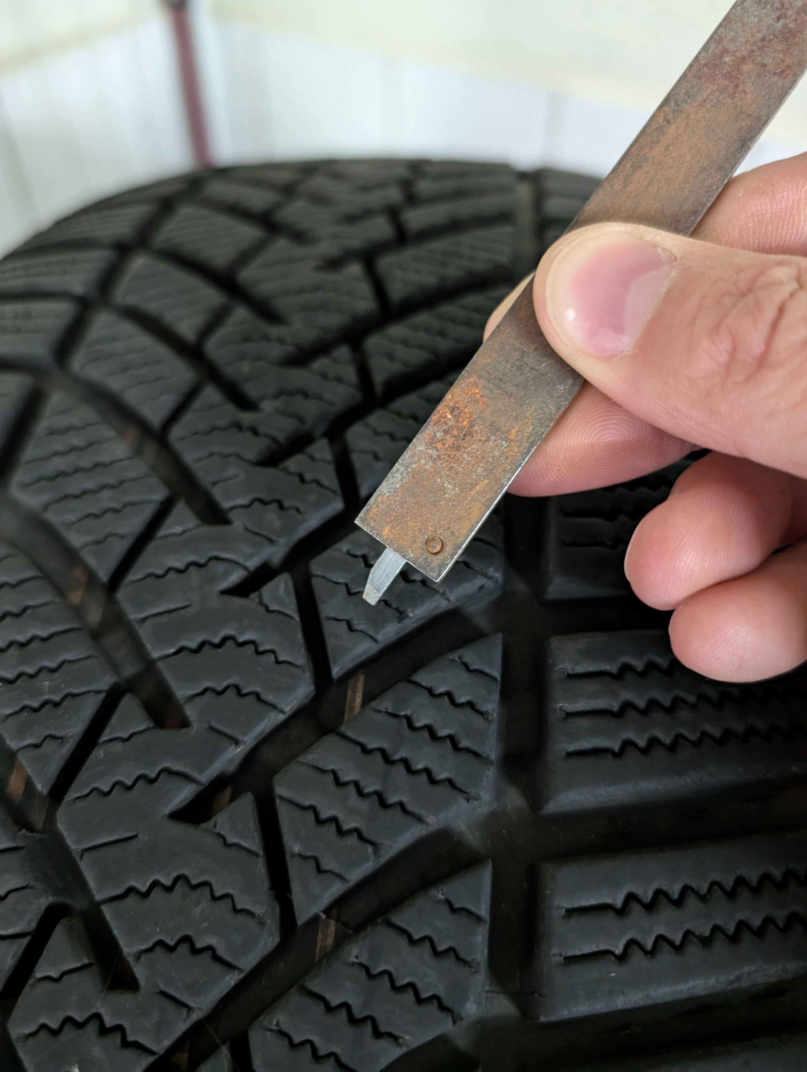 4x Anvelope Cauciucuri Iarna 235/55 R19 Semperit Speed grip 3 rulate
