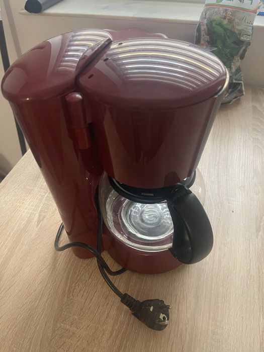 Cafetiera , aparat facut cafea americana