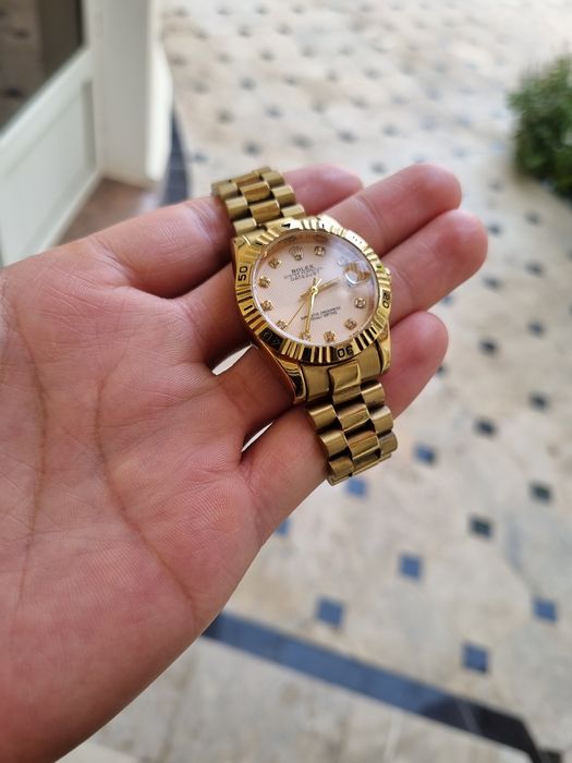 Женские наручные часы