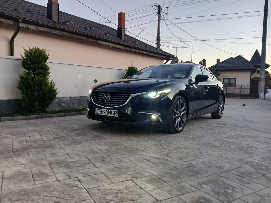 Mazda 6 Revolution Top