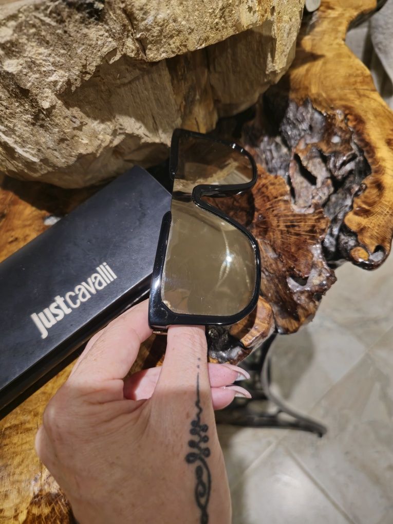 Слънчеви очила  just cavalli
