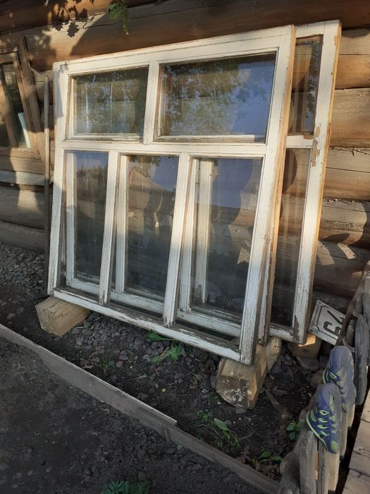 Продам оконную раму