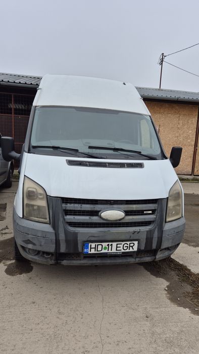 Vând Ford Transit