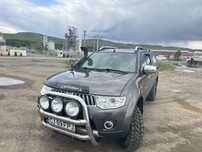 Mitsubishi L200 2015 2.5 Tdi 178 CP