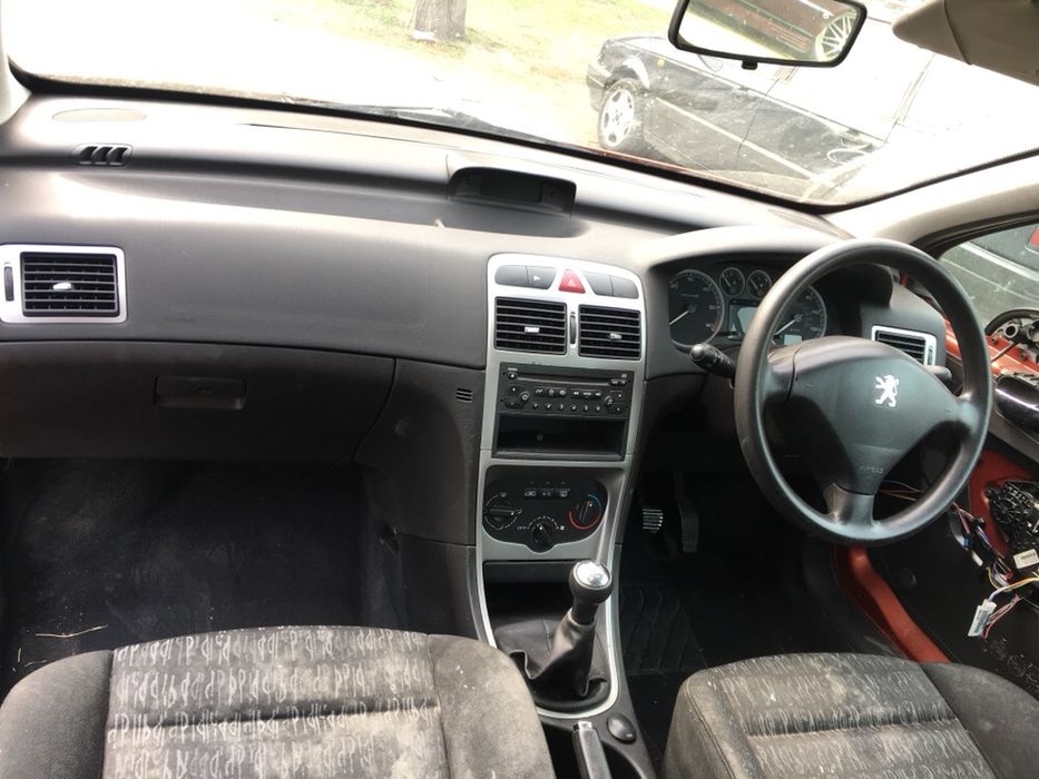 Peugeot 307HDi Пежо 307 ХДИ на-части!!