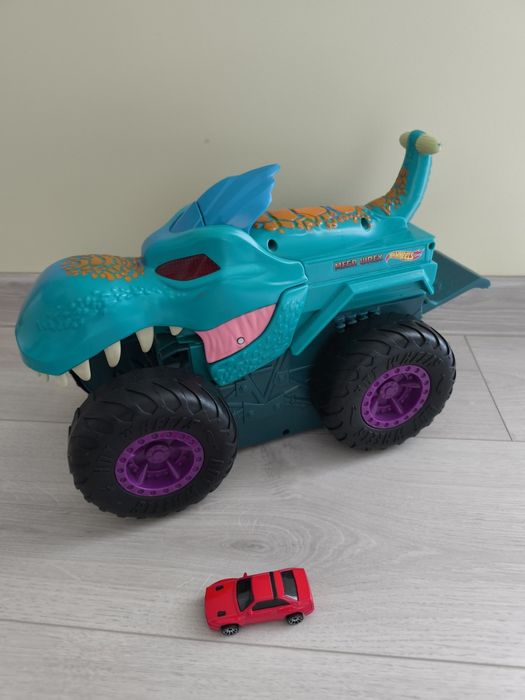 Hot Wheels Monster Trucks - Transportator Mega Wrex
