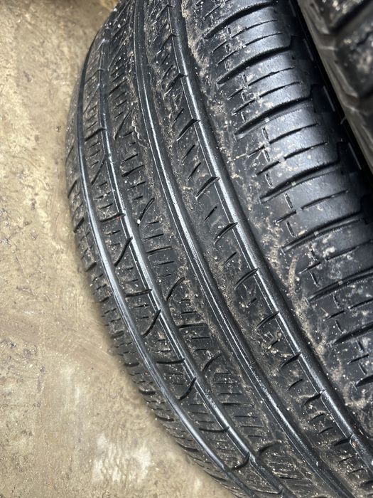 2 cauciuri pireli all season + 2bridgestone de iarna 350 de lei toate