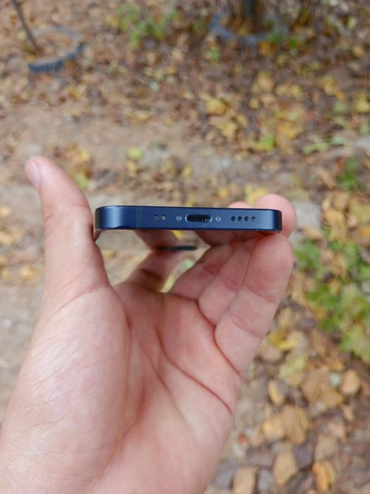 IPhone 12 mini xolati urta