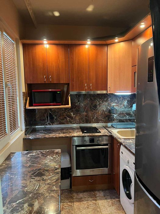 Продава се Тристаен апартамент в Варна, Младост 1 - 74 кв.м за 1933 €/кв.м - Снимка #5