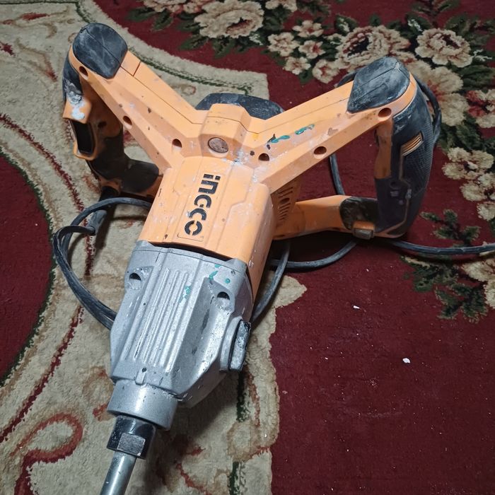 Mikser ingco 1400 w original б/у xolati zor