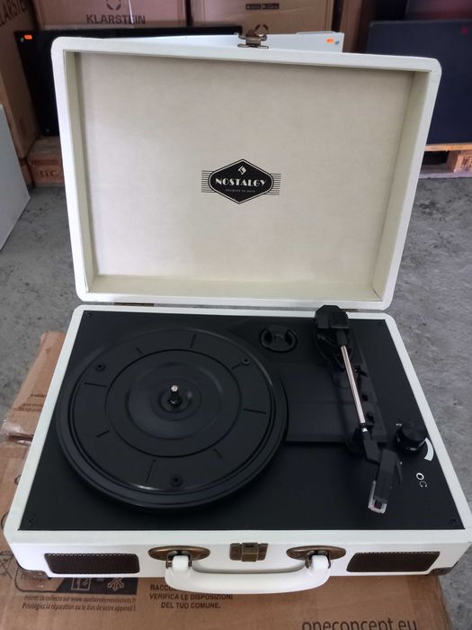 Pick-up cu boxe incorporate