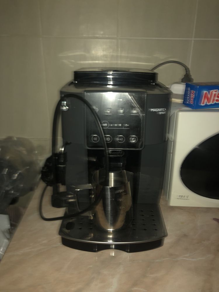Delongi e220.