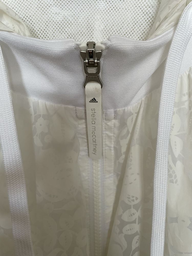 Яке Tommy Hilfiger, Adidas by Stella McCartney