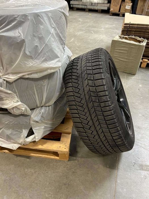 Оригинални джанти със зимни гуми 285/45/21 Audi Q8