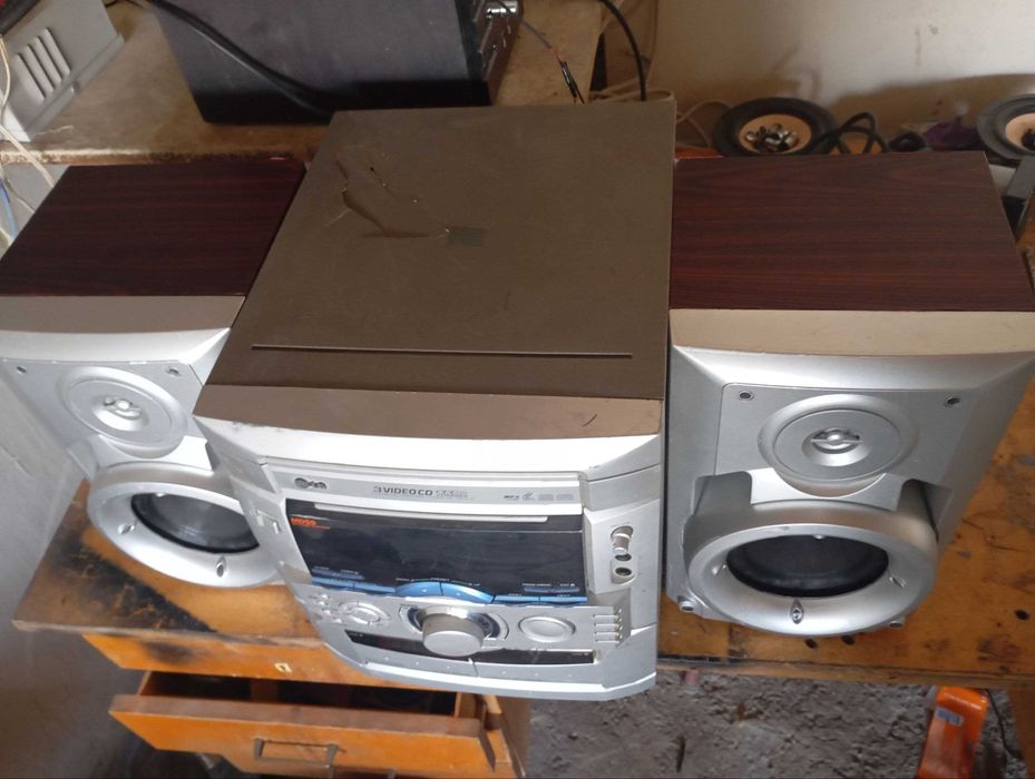 музыкальный центр ЛЖ 1400 ват