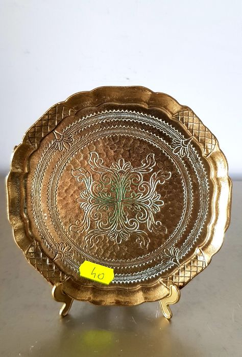 Farfurii decorative veche  din bronz