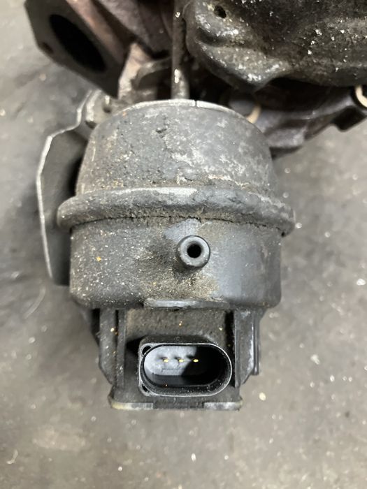 Turbina audi a4 2.0d 2009 ‘defecta’