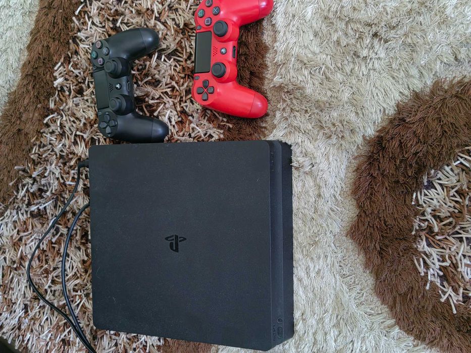 Consola+2 controler+jocuri ps4