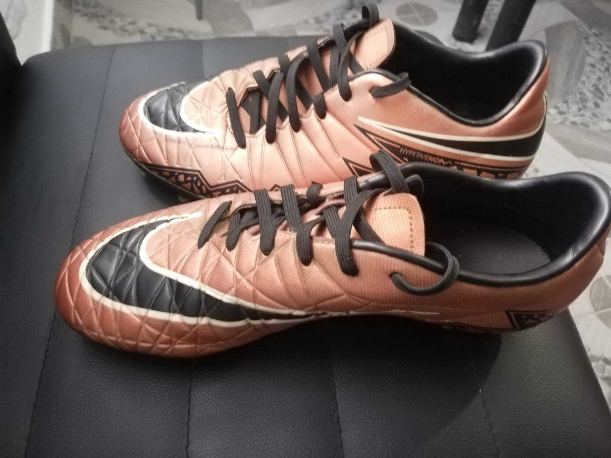 Ghete fotbal Nike Hypervenom Phelon II Gold