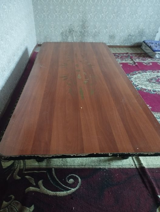 Стол большой 1.5х3 на 20 человек