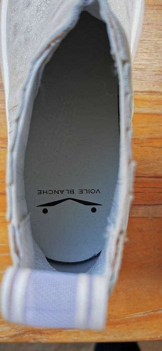 Оригинални маркови дамски маратонки/ сникърси VOILE BLANCHE - 37 номер