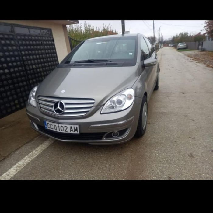 Mercedez Benz B 180