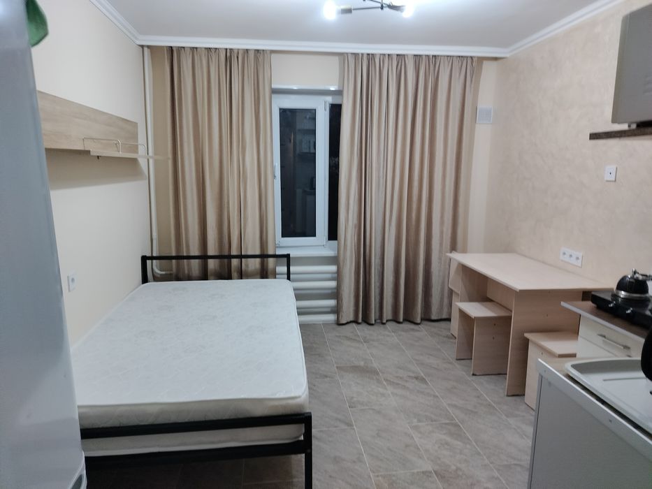 Сдам  благоустроенную комнату  в малосемейке недалеко от Евразии