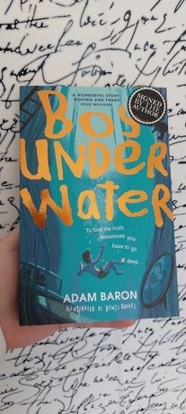 Boy underwater de Adam Baron carte semnata ediție de lux