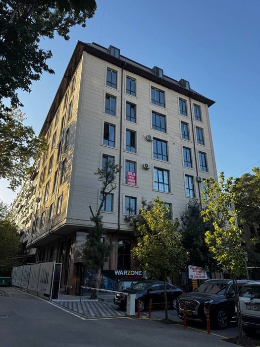 Продаётся квартира в центре города Ц 5, Орн На неба 117.7 квадрат