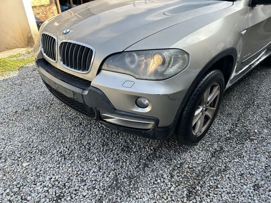 Bara fata BMW X5 E70 2007 - 2010 GRI (1333) model cu spalatoare far