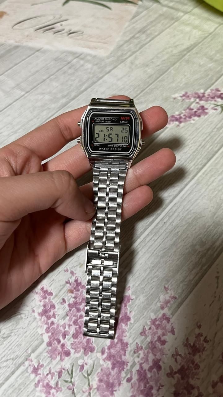 Кварцевые часы Casio