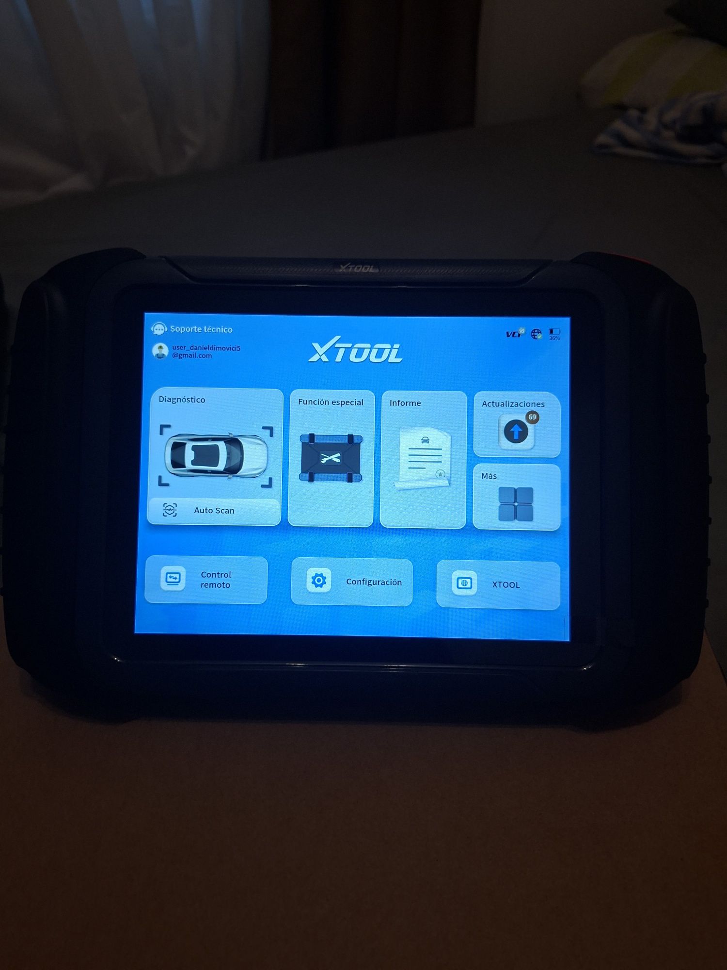 Diagnoza auto Xtool D8W   profesională