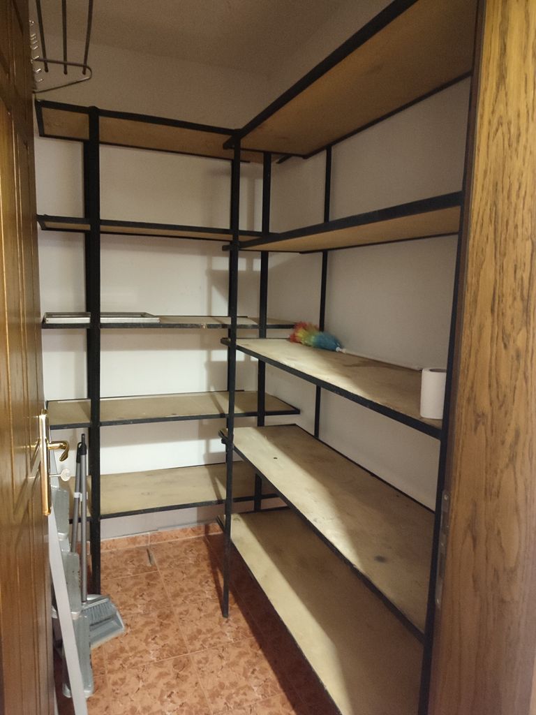 Дава се под наем Двустаен апартамент в София, Люлин 6 - 72 кв.м за 510 € - Снимка #10