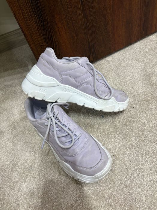 Маратонки,кецове