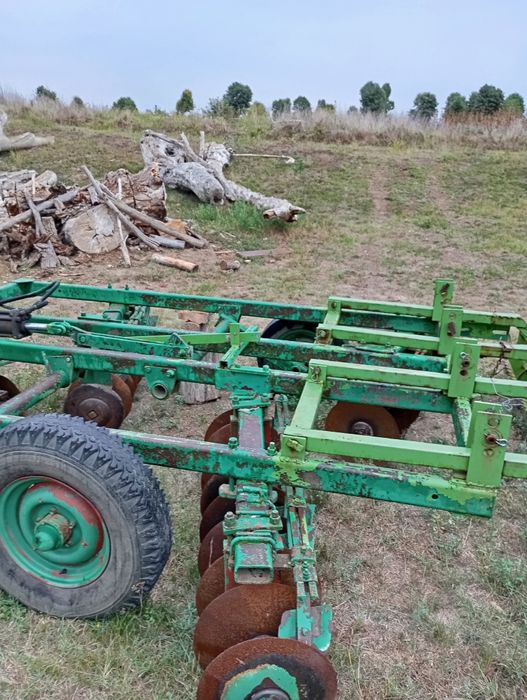 Disc agricol.Vand disc pe lagare de Piatra Neamț.