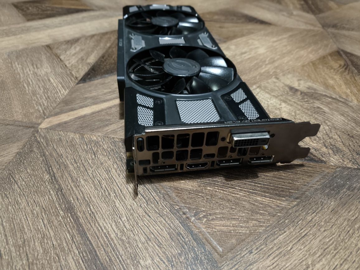 Видеокарта Evga GeForce GTX 1070