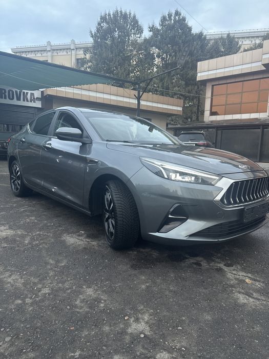 JAC J 7 2021 сотилади