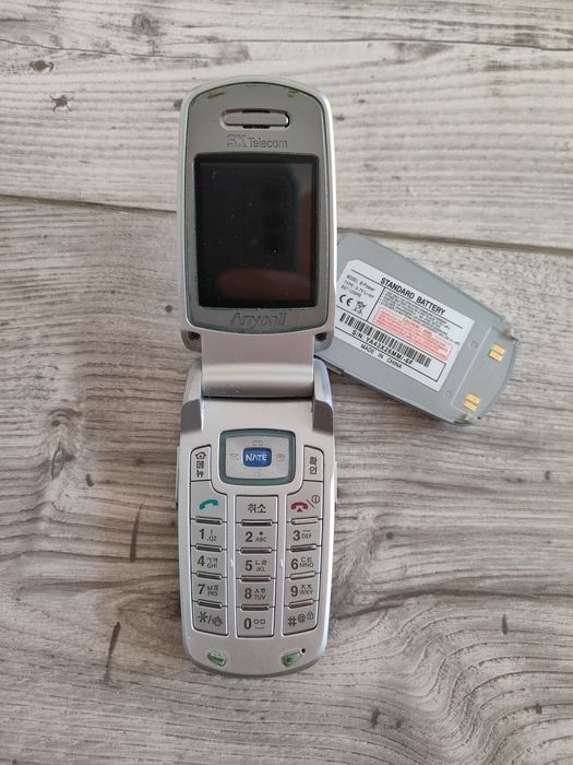 Нерабочий телефон Anycall RE-470 формата CDMA