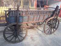 car rustic din lemn model deosebit