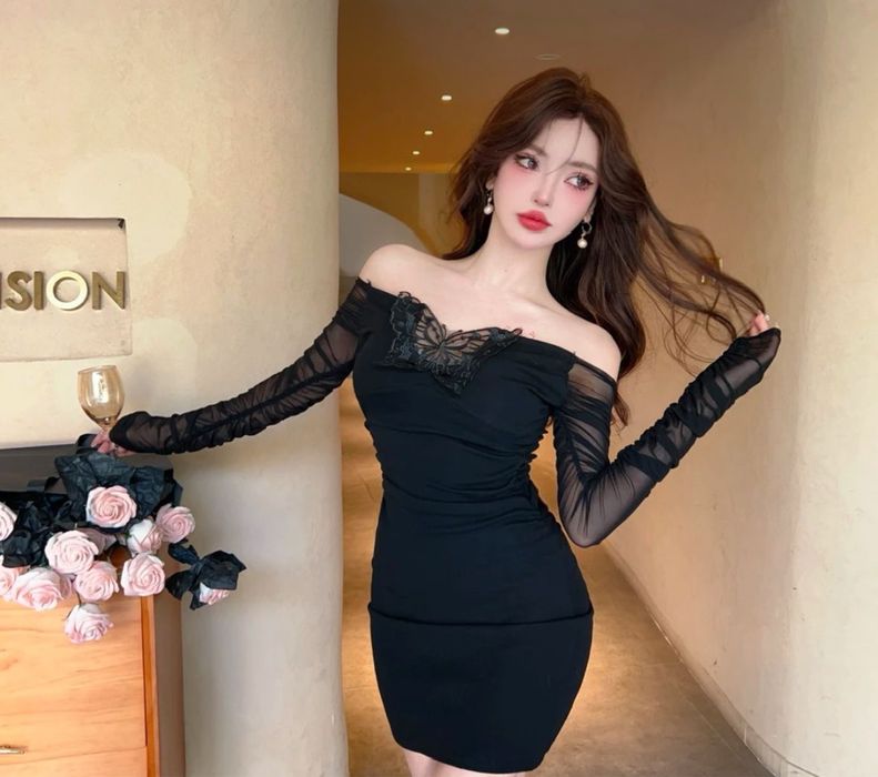 Черное платье