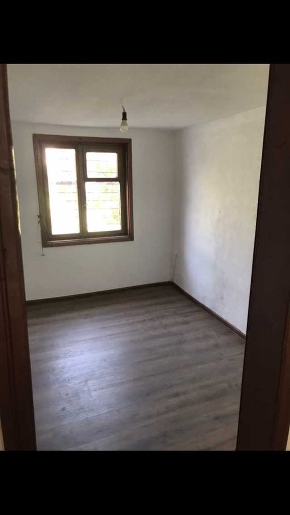 Продава се Къща в Асеновград - 150 кв.м за 434 €/кв.м - Снимка #4