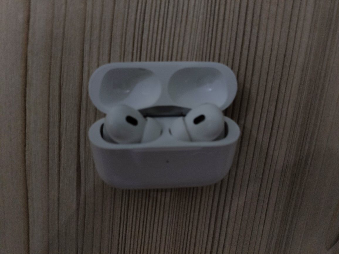 Продается Air pods наушники