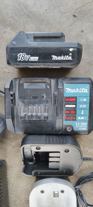 Acumulator, încărcător Makita