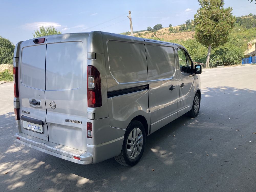 Opel Vivaro BiTurbo